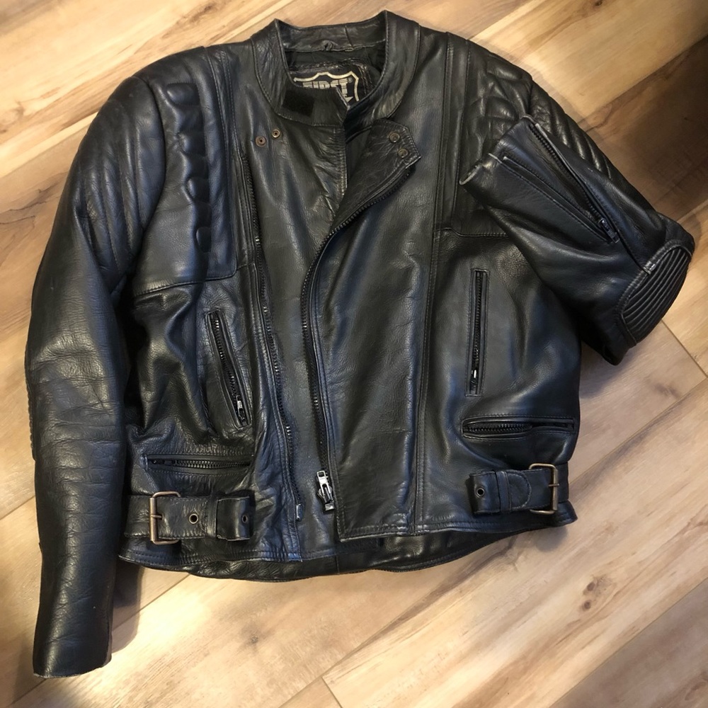 041  First Genuine Leather motorcycle Jacket Size 46 heavy